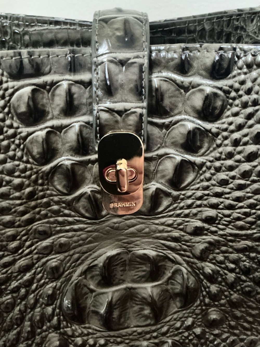 Brahmin Hunter Green Croc-Embossed Melbourne Bucket Bag, Gold Accents, dust bag - Picture 6 of 10